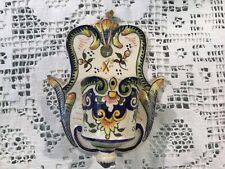 benitier faience polychrome