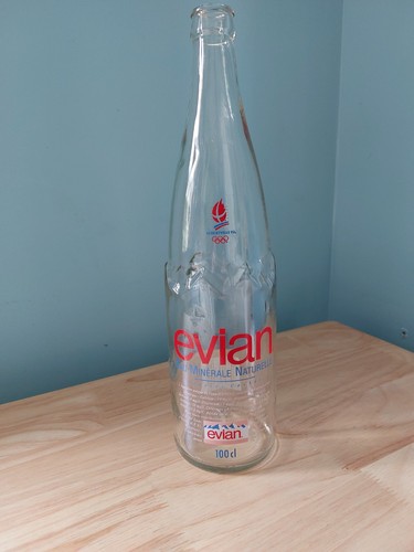 Bouteille vide evian edition - vide,