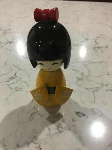 Kokeshi doll - kokeshi,