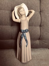 Figurine statuette en