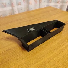 MERCEDES 190 (W201) GRILLE DE VENTILATION CENTRALE