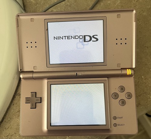 Nintendo lite pink handheld - ds,