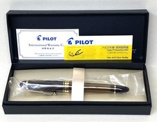 Stylo plume PILOT Custom 823 marron pointe fine FKK-3MRP-BN-F NEUF du Japon