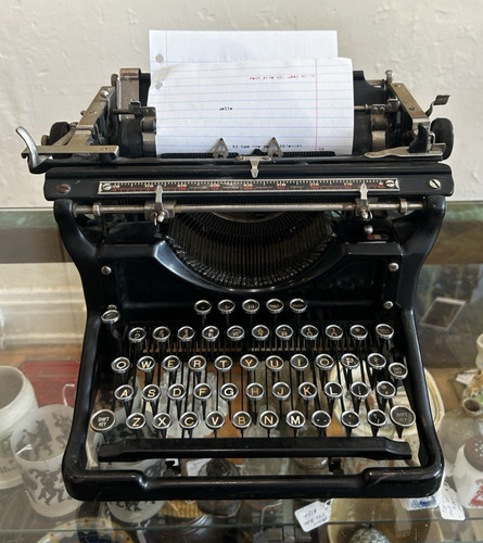 Antique 1930 underwood - antique,