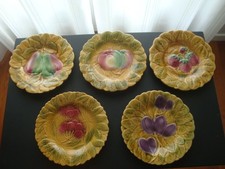 Lot de 5 assiettes en