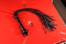 Fouet en cuir noir fetish bdsm bondage