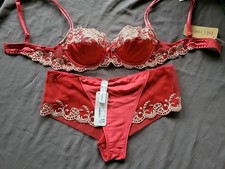 LISE CHARMEL  soutien Gorge