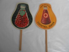 DEUX ANCIENS EVENTAILS PUBLICITAIRES GRAPP JUS DE FRUIT RAISIN JOKER ANNEES 30