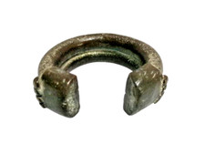 Bracelet africain en bronze