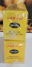 Dan-Toys ref Dan-037 & 033 Lot de 2 remorques bachée ( Kodak et sans pub rouge