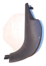 garniture seuil porte pied avant gauche Megane 2 1,5dci 2008  8200100395