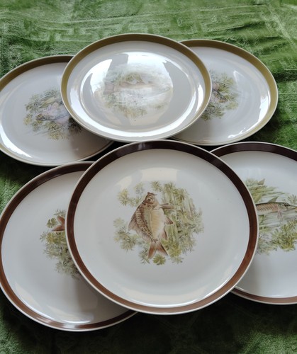 Service assiettes à - de, 8