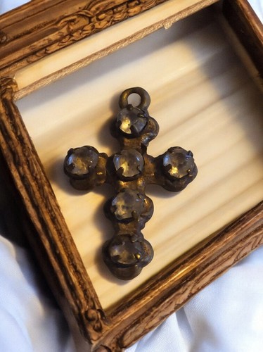 Croix pendentif religieux