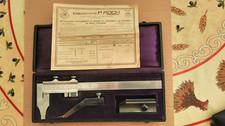 Pied à Coulisse P. ROCH de 1944 de haute précision 25cm avec accessoires