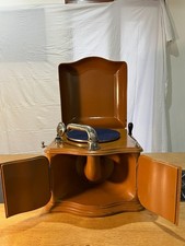 Gramophone de table en tôle