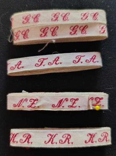 Lot ancien ruban initiale - ruban,