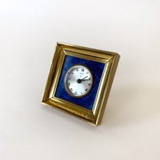 Pendulette réveil Cartier vintage années 60 en laiton doré et émail lapis lazuli