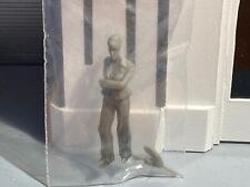 Figurine 45 : journaliste avec