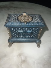 Mini poêle GODIN ancien –