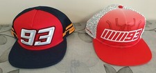 2 casquettes de Marc Marquez