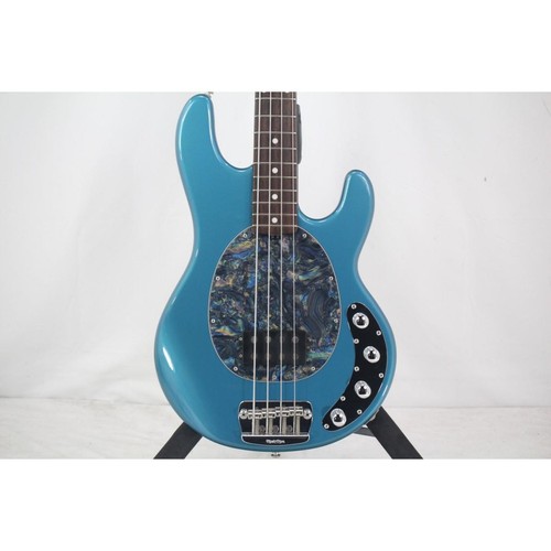 Musicman stingray ltd ice blue - stingray,