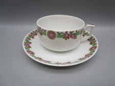 Tasse a thé ancienne en