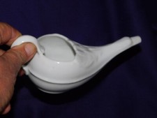 Ancien Canard biberon de malade tasse à bec en FAIENCE blanche  excellent etat