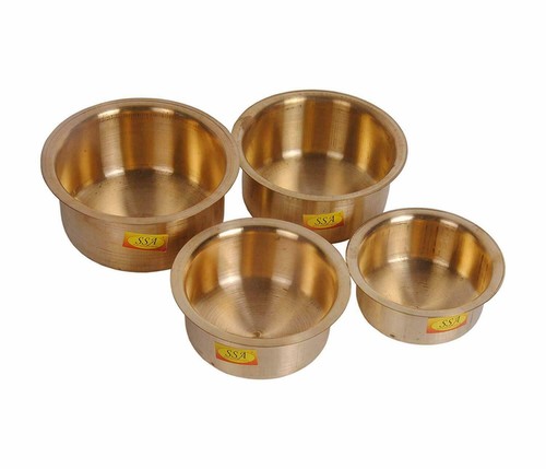 Ensemble casseroles - de,