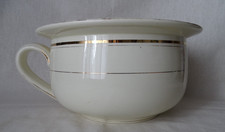 Ancien pot de chambre , céramique écru  liseré or , St Amand ,Ceranord