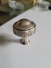 Ancien BOUCHON en Argent Minerve decor de frise diametre 3 cm