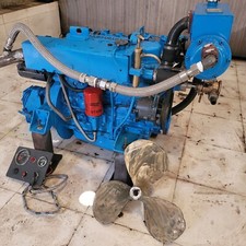 Bateau de sauvetage moteur