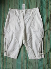 BEAU BERMUDA MARQUE LILIANE H