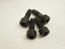 Audi 80 8C B4 Jeu de 4 boulons