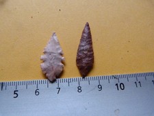 Préhistoire, 2 POINTES  en