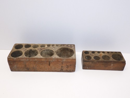 Anciennes boites pour poids - anciennes,