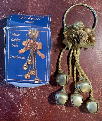 Metal golden bells doorhanger - metal,