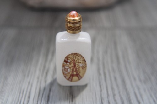 Miniature de parfum - cm,,