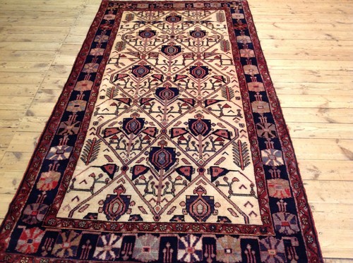 Magnifique tapis oriental - tapis, 255