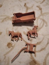 ALLEMAND 1/72 - TRAÎNEAU AVEC