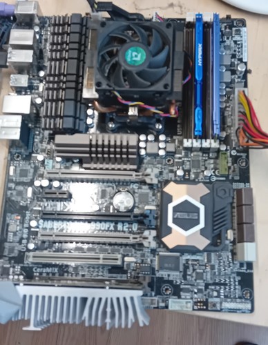 Carte mere asus sabertooth - asus,