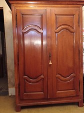 armoire ancienne bois fruitier