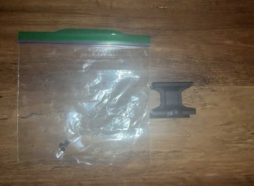 Reptilia corp dot mount - reptilia,