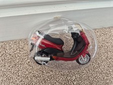 Nouveau 1/18 PEUGEOT ELYSEO 125 Modèle De Moto Jouet