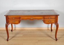 Bureau plat style Louis XV