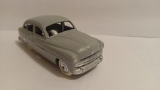 Ford Vedette beige repeinte  -