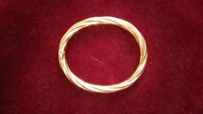 RARE Bracelet jonc rigide torsadé forme ellipse OR 18 K 750 °/°°