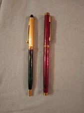 2  STYLO / 1 PLUME  rouge
