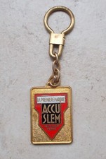 Ancien porte clefs clés vintage batterie ACCUSLEM Garage Petroliana 60s metal