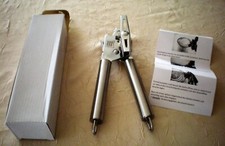 Ouvre-boîte manuel de luxe en acier inoxydable argenté – Article neuf