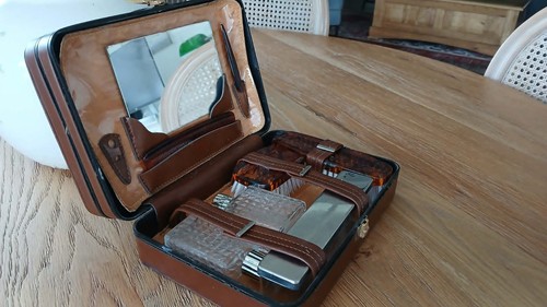 Ancienne trousse toilette - ancienne, /